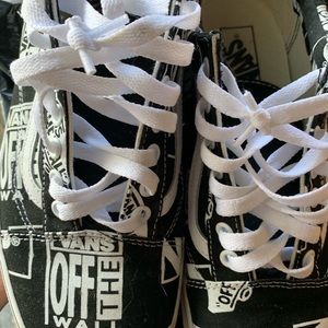 Vans 9.5 men’s sneaks Black & Work!